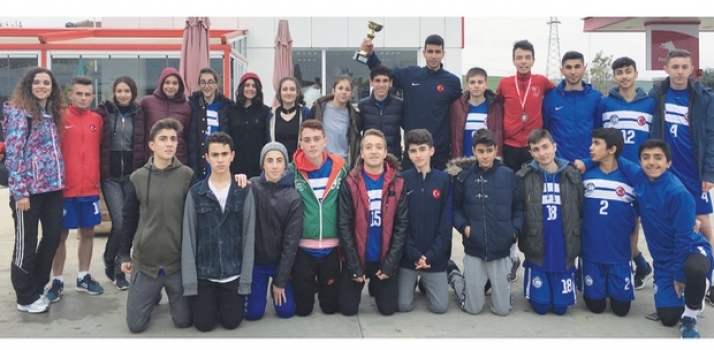 Ozel Cosb Mesleki Ve Teknik Anadolu Lisesi Atletizm Takimi Il Birincisi Oldu
