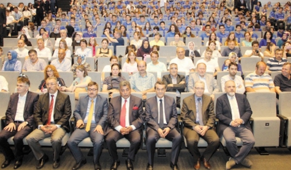 Özel ÇOSB Mesleki ve Teknik Anadolu Lisesi’nde mezuniyet heyecanı