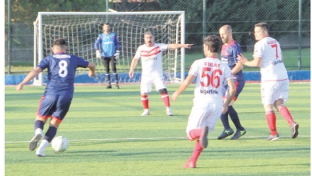 Geleneksel ÇOSB Futbol ve Tenis Turnuvaları başladı