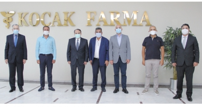 ÇOSB Yönetim Kurulu Covid-19’a karşı yerli ilaç üreten Koçak Farma’yı tebrik etti