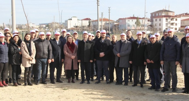 Özen Mensucat 150 fidanı toprakla buluşturdu