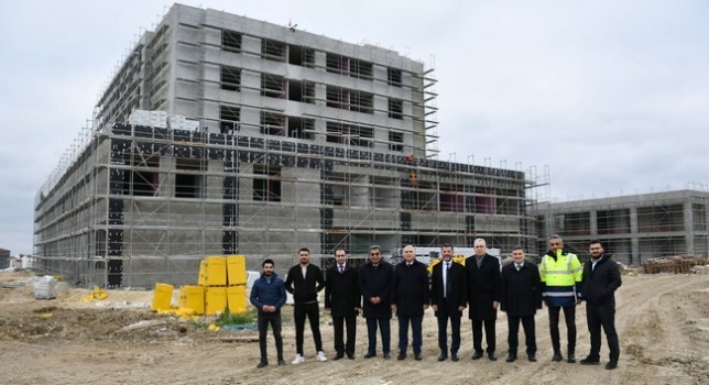 Vali Yıldırım ÇOSB Kapaklı Devlet Hastanesi’nde incelemelerde bulundu