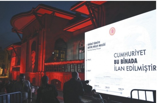 100. Yılda Büyük Cumhuriyet Coşkusu