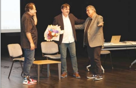 “Caner Yazar Özgür Oynar” ÇOSB’de sahnelendi