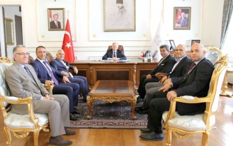 ÇOSB yönetiminden Vali Ceylan’a ziyaret