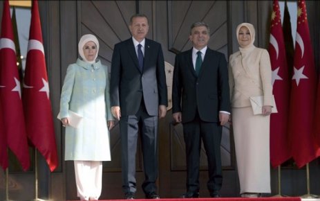 Erdoğan Çankaya Köşkü’ne çıktı, Davutoğlu yeni hükümeti kurdu