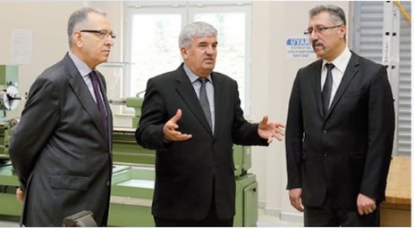 Kapaklı Belediye Başkanı Mandalı ÇOSB Okulu’nu ziyaret etti