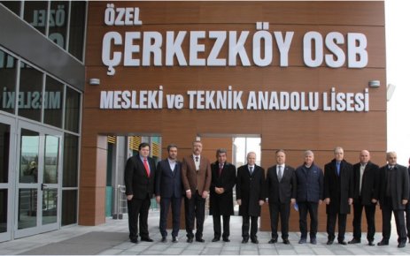 Tekirdağ Valisi Mehmet Ceylan Özel ÇOSB Meslek Lisesi’ni inceledi