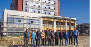 Kapaklı Kaymakamı Mustafa Gürdal, ÇOSB Kapaklı Devlet Hastanesi inşaatını gezdi