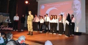 İstiklâl Marşı'nın kabulünün yıldönümü ve Mehmet Akif Ersoy’u Anma Programı duygulandırdı